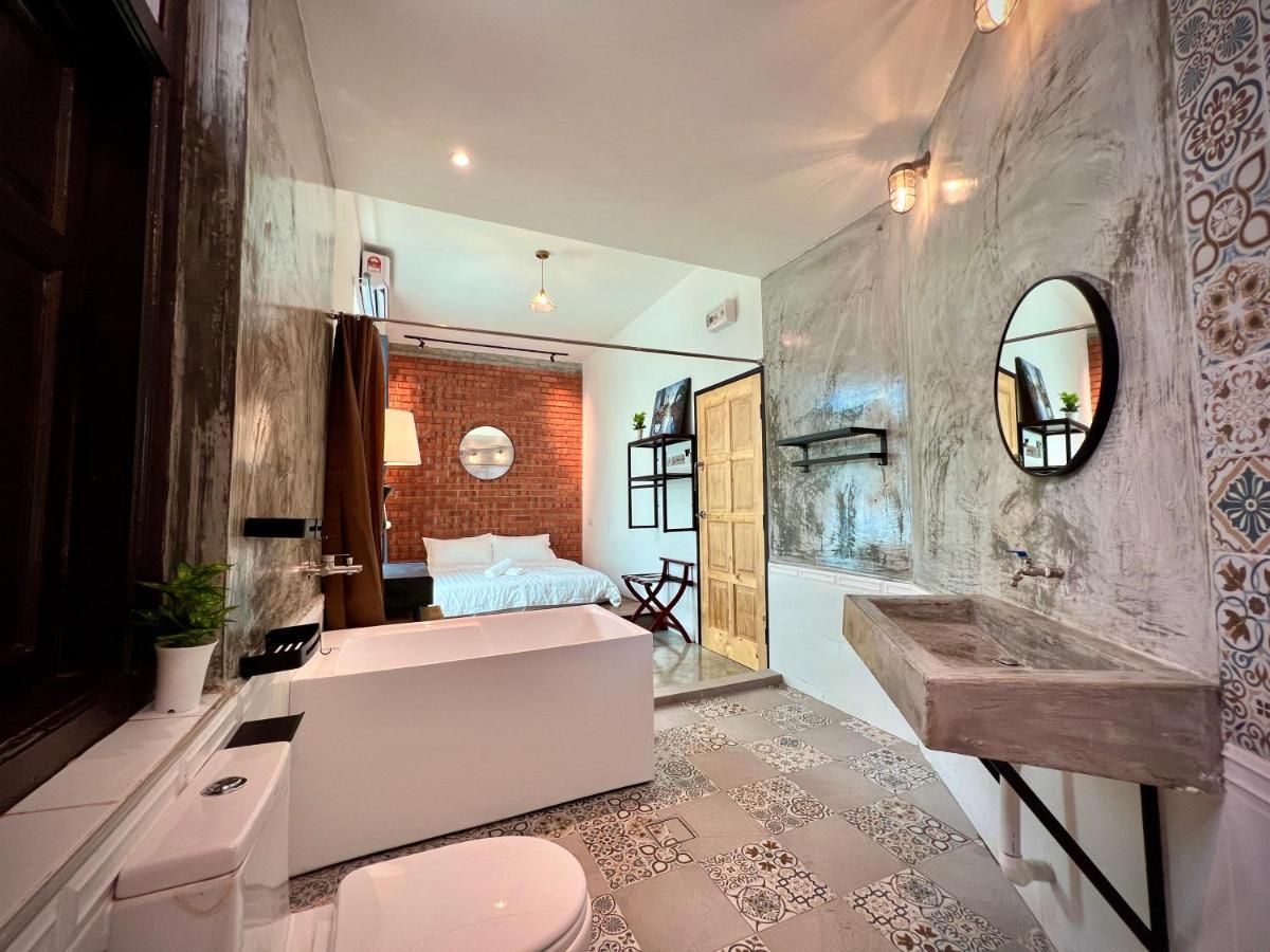 Dosomething Guest House 8 Ipoh Extérieur photo