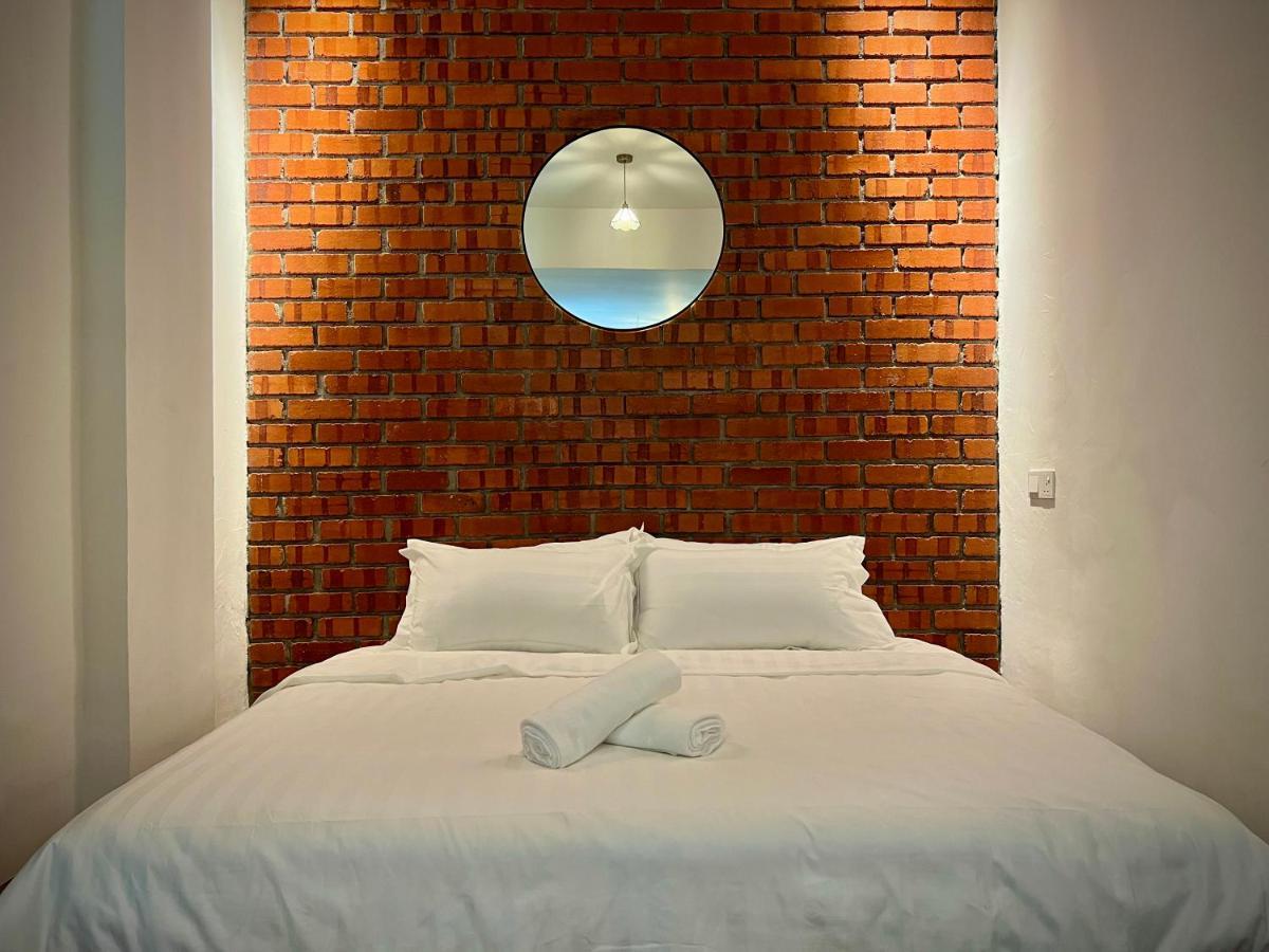 Dosomething Guest House 8 Ipoh Extérieur photo